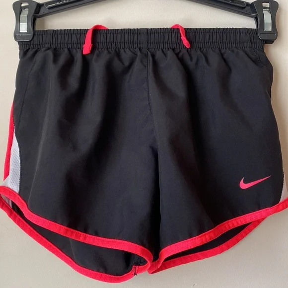 Nike Girls Dri-Fit Shorts, Size Small - Picture 2 of 7